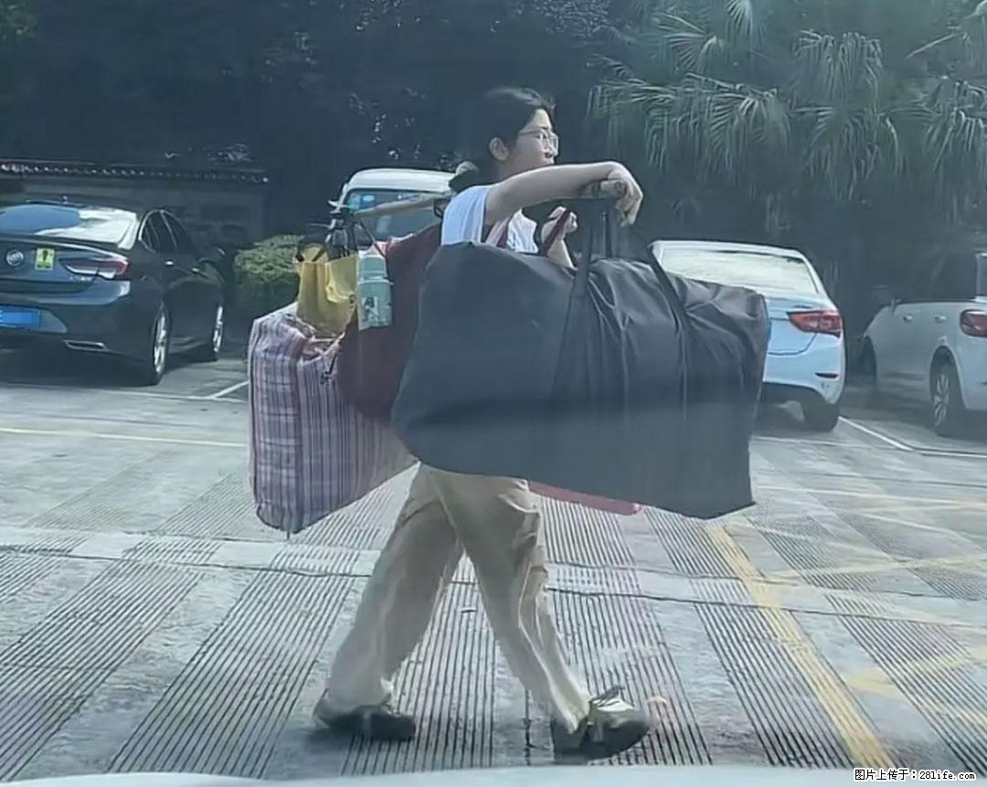 全网追的“扁担女孩”，找了一份暑假工，时薪12元 - 唐山生活资讯 - 唐山28生活网 ts.28life.net